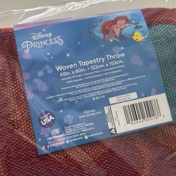 Disney Little Mermaid Ariel Garden Mermaid Tapestry Woven Throw Blanket - Picture 4 of 4